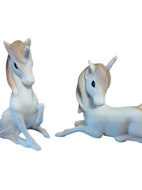 Vintage Set of 2 Unicorn Figurine Taiwan Enesco Whimsical Fantasy Matte Finish